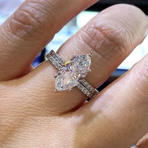 💝 Classic Cubic Zirconia 925 Silver Wedding Ring for Women, FB16FA1037 - Picture 5 of 8